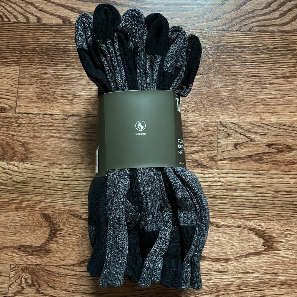 NWT Men’s Timberland 6 pair cushioned crew socks - Picture 2 of 3